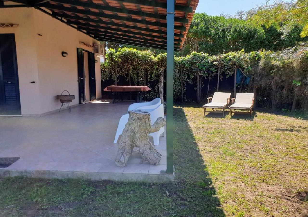 ラスカリ Casa Delle Salinelleヴィラ エクステリア 写真